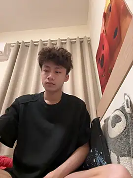 sexyboy-3525 online show from April 7, 4:40 pm