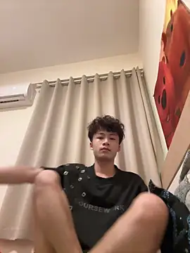 sexyboy-3525 online show from April 13, 4:13 am