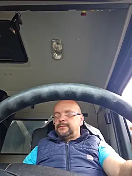 Cristo1982 online show from April 8, 7:08 am