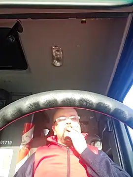 Cristo1982 online show from April 15, 4:56 am