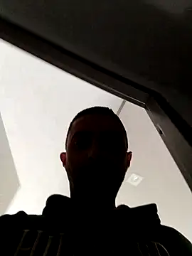 zzrkx online show from March 31, 8:38 am