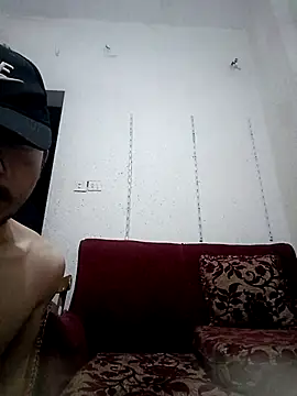 elzabeerr1 online show from April 3, 1:46 am