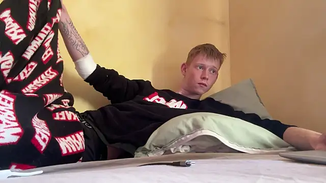 dreamy devi1 online show from April 15, 1:11 pm