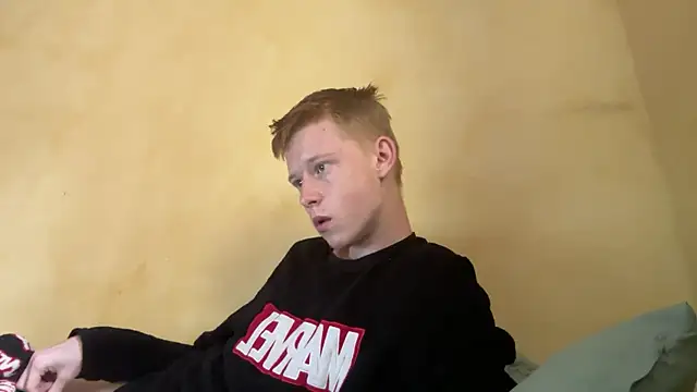 dreamy devi1 online show from April 5, 1:07 pm