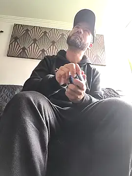 wassonmono online show from April 16, 1:22 pm