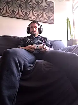 wassonmono online show from April 7, 9:26 pm