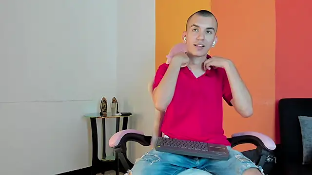 Rowan Cley online show from April 10, 7:32 pm