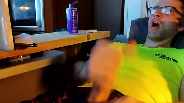 barebearstudio online show from April 1, 1:41 pm