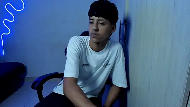 dante martinez online show from April 11, 8:34 pm