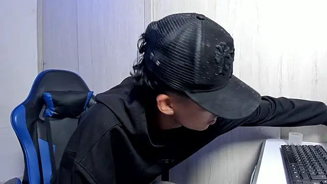 dante martinez online show from April 9, 8:26 pm