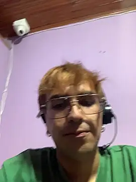 JeremySanders1  online show from April 5, 1:46 am