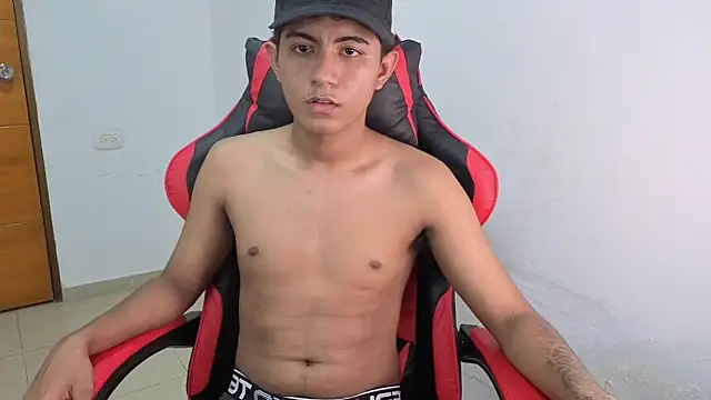 darknigthx online show from April 15, 12:10 am