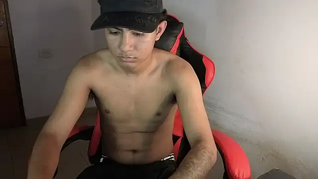 darknigthx online show from April 15, 11:15 pm