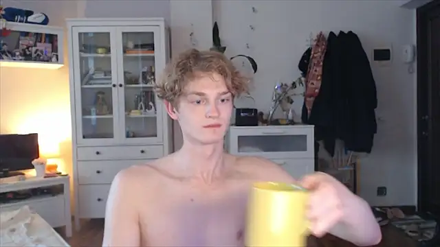 Daniel Yumm online show from April 11, 3:35 am