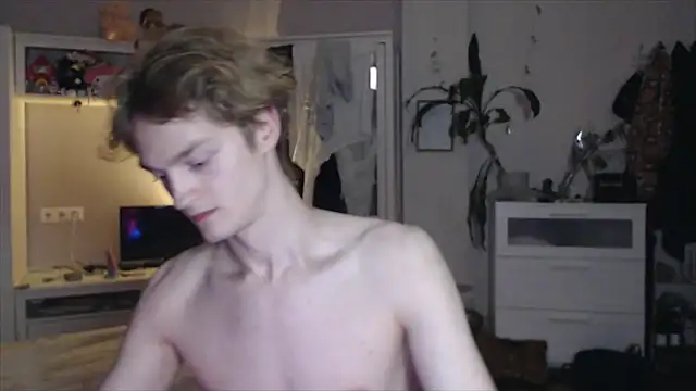 Daniel Yumm online show from April 15, 12:54 am