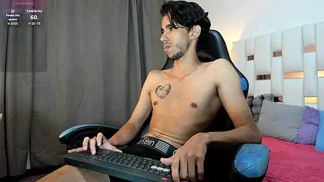 Alessandro Abruzzo online show from April 12, 7:54 am