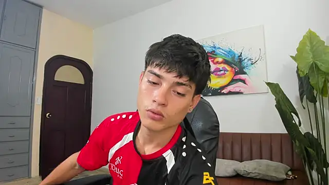 Thebestboyhot online show from June 3, 2:57 am