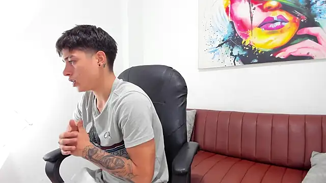 Thebestboyhot online show from April 6, 12:18 am