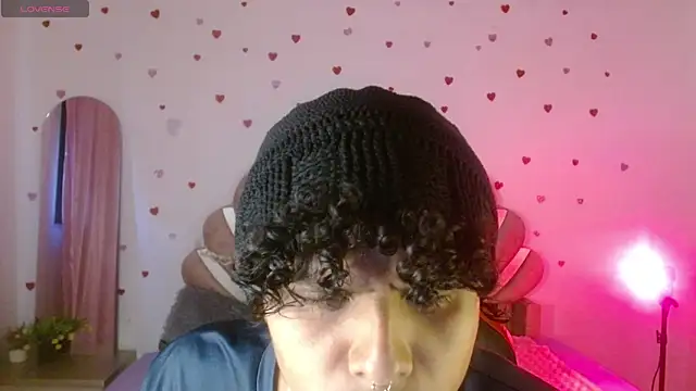 elio fox online show from April 12, 1:56 pm