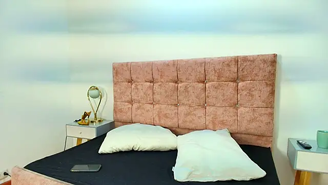 Pablo Cruzz online show from April 11, 7:28 pm