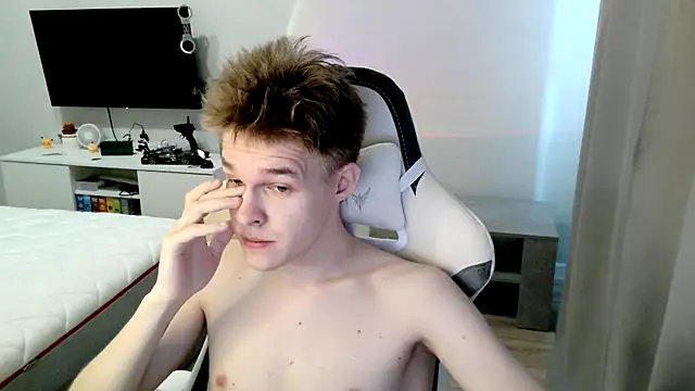 veritas in vine online show from April 6, 11:44 am