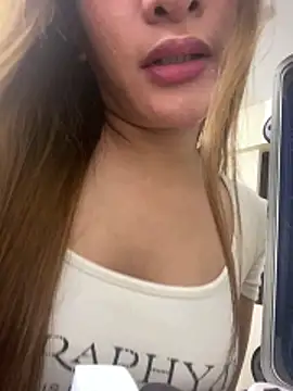 Louies-18 online show from April 9, 11:11 pm