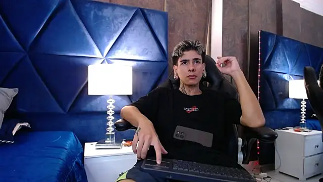 Bel Sebu online show from April 11, 8:34 pm