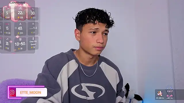 ETTE MOON online show from April 16, 5:07 am