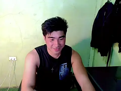 Hunkfireman online show from April 7, 12:43 am