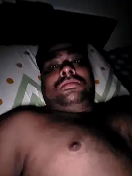 Meninmumbai online show from April 4, 7:33 pm