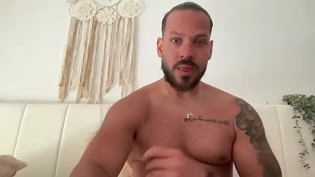 G970NE34 online show from April 3, 1:52 pm