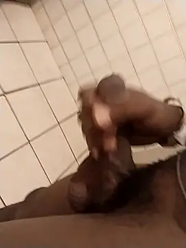 alphamale25 online show from April 16, 9:39 pm