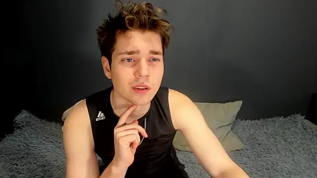 zeriax online show from April 17, 2:14 am