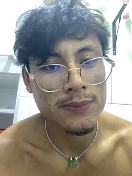 cachero0224 online show from April 11, 1:13 am