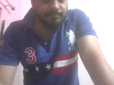 hotboyl6969 online show from April 5, 9:11 pm