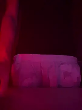 YorSexboy777 online show from April 10, 11:23 pm