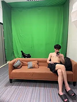 wxh8866 online show from April 7, 8:47 am