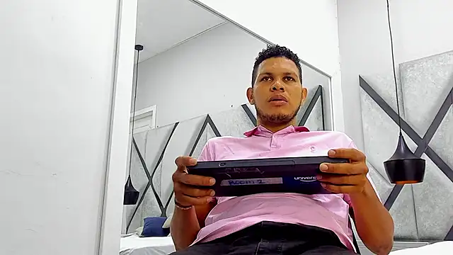 NohaBrooks online show from April 13, 1:01 pm