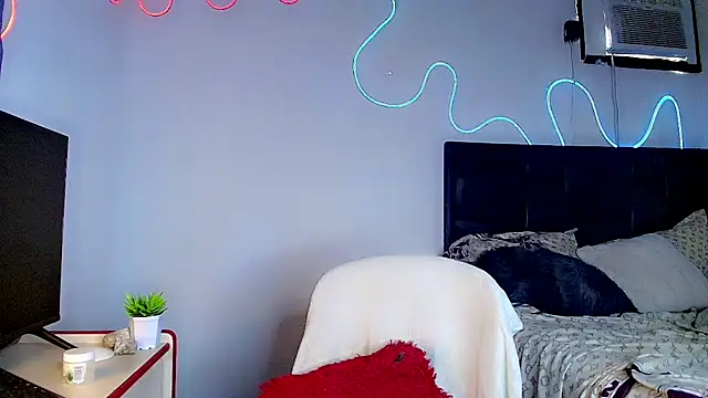 Ethan Noa online show from April 13, 3:34 pm