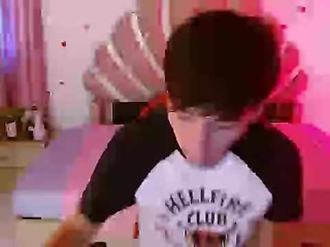 Marco fox723 online show from April 14, 7:24 pm