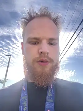 Pussymuncher822 online show from April 22, 1:16 pm