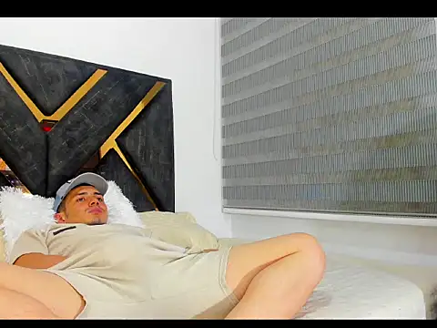 John Hot6 online show from April 9, 6:19 am