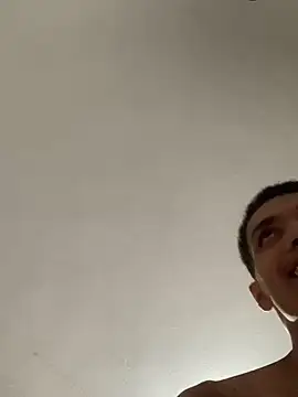 sanches 065 online show from April 11, 5:25 am