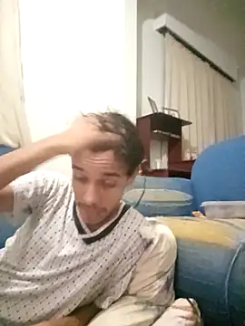 raiotrajado online show from April 9, 8:09 am