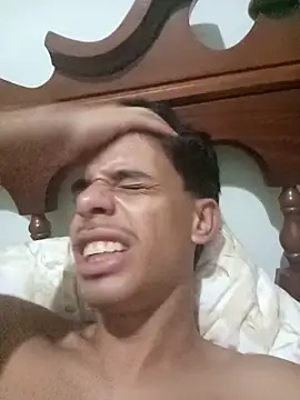 raiotrajado online show from April 24, 4:15 am