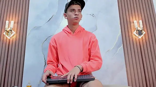 Ethanhot os online show from April 8, 9:23 pm