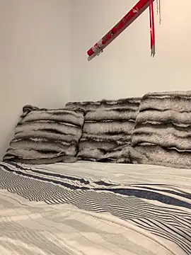 Gato Gatito online show from April 13, 1:50 am