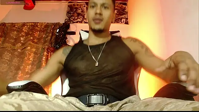 DARK BLACK 0 online show from April 15, 2:33 am