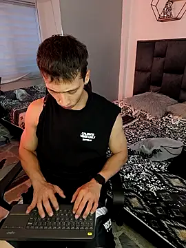 MARCO RUSH online show from April 16, 12:05 pm