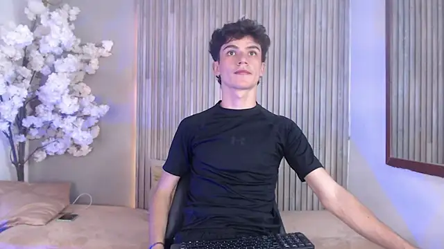 Logan Steel online show from April 15, 4:45 am